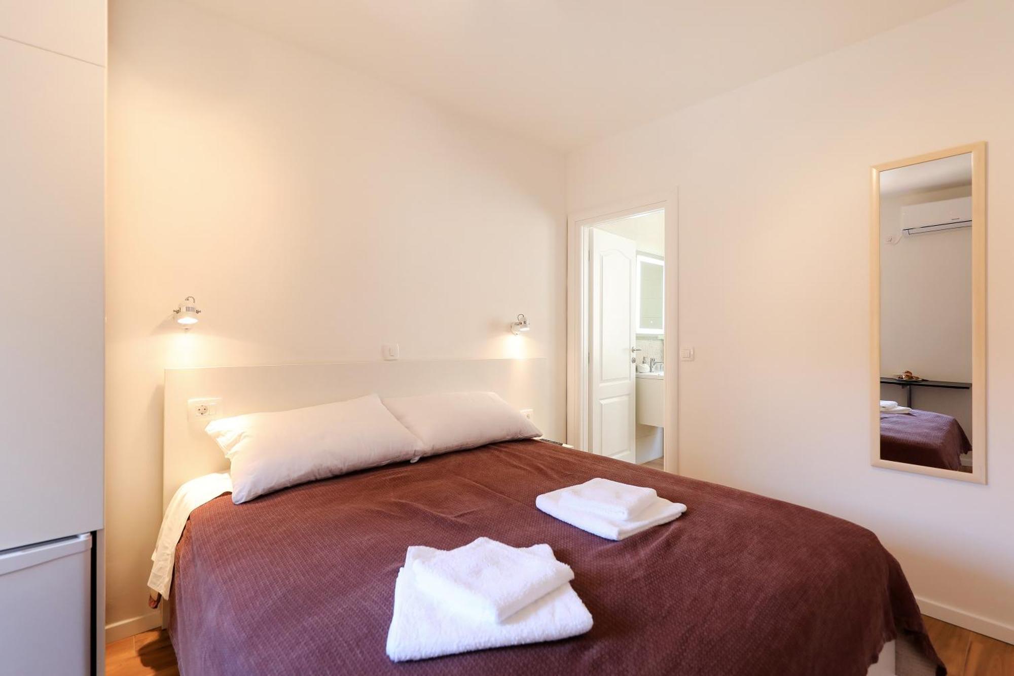 Piccola Pyrotima Apartman *